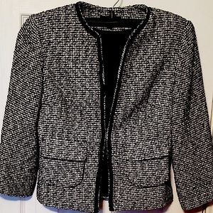 Express EUC waist length blazer• white & black. Size 0